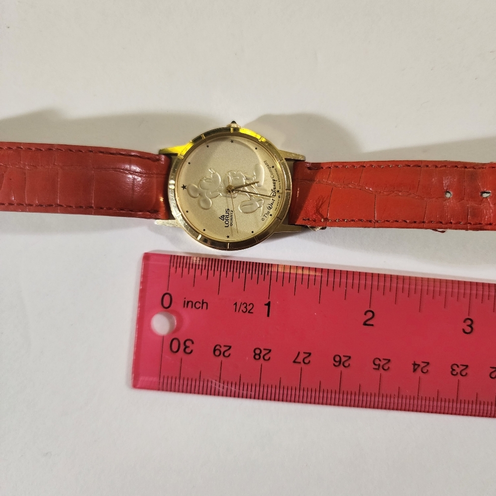Vintage 90s Mickey Mouse Watch - Picture 5 of 9